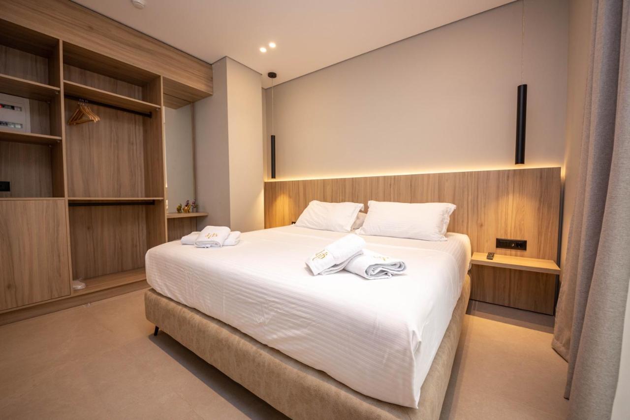 Hotel Portanova Sarandë 外观 照片