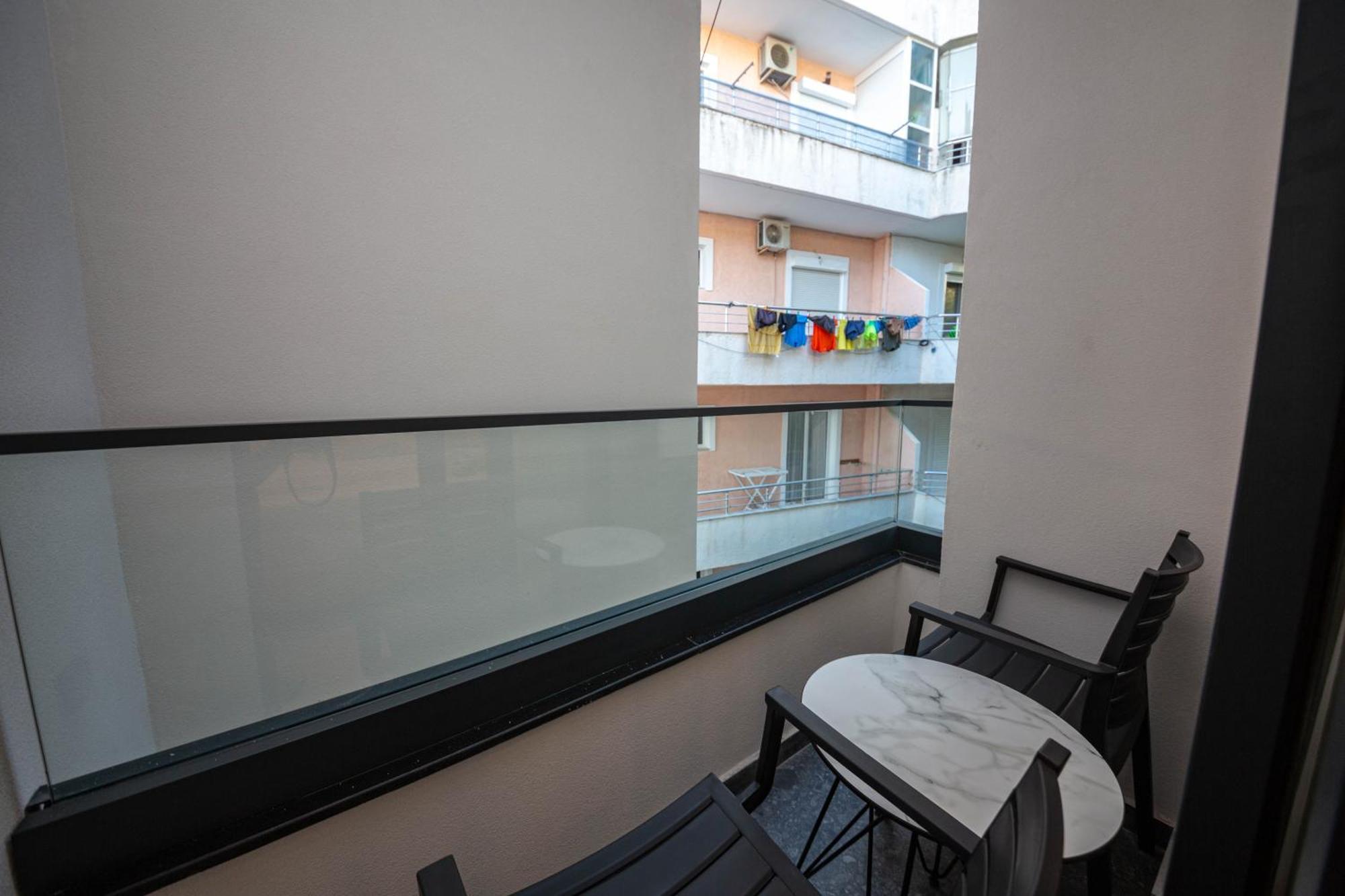 Hotel Portanova Sarandë 客房 照片